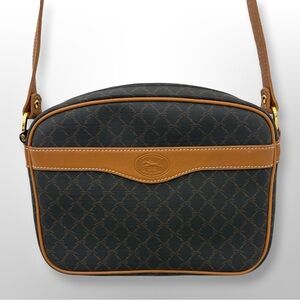 Classic Black and Tan Leather Shoulder Bag